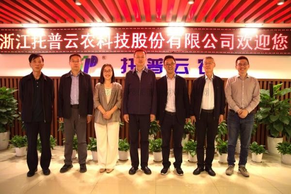 內蒙古自治區農牧業技術推廣中心主任胡有林一行赴茄子视频免费观看考察調研
