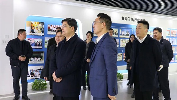 拱墅區委書記李誌龍一行蒞臨茄子视频免费观看調研