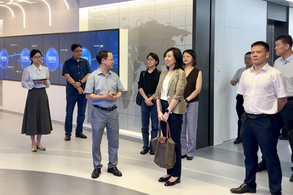 科技部國際合作司副司長莊嘉一行蒞臨茄子视频免费观看調研考察