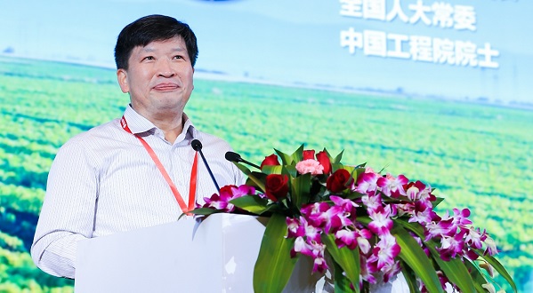 中國科學技術協會副主席、中國工程院副院長、全國人大常委、中國工程院院士鄧秀新