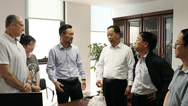 中國農業技術推廣協會會長陳生鬥、秘書長張互助蒞臨茄子视频免费观看考察參觀